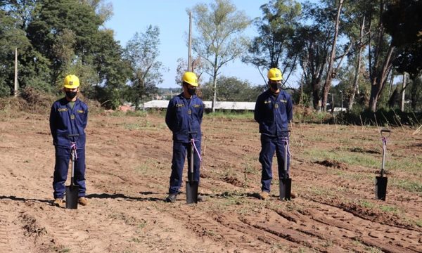 MOPC iniciará construcción de viviendas temporales de la Costanera Sur