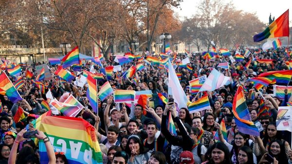 La Comisión de Constitución del Senado de Chile aprueba el proyecto de matrimonio igualitario | Ñanduti
