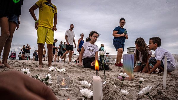 Se elevan a 12 los muertos del derrumbe en Miami-Dade
