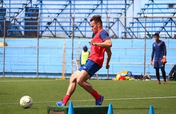 Portillo migra al fútbol de Guatemala