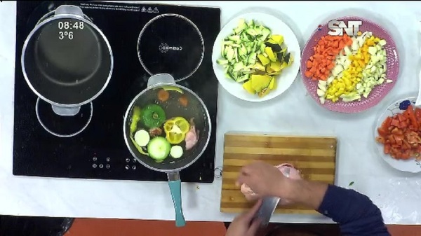 Cocina LMCD: Sopita de pollo Kzero - SNT