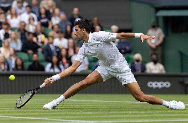 Un Novak Djokovic imperial supera con facilidad a Kevin Anderson