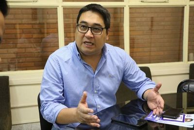 Nakayama trata de "funcionales a Nenecho" a los de Patria Querida