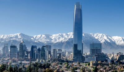 ¿Y la variante Delta? Chile comienza a desconfinar Santiago desafiando los contagios