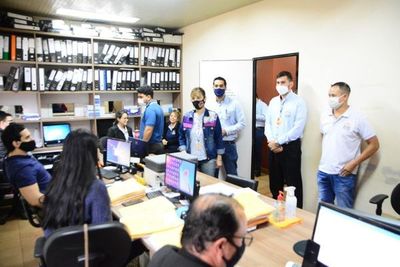 Desvinculan a casi un centenar de funcionarios en Municipalidad de CDE - ABC en el Este - ABC Color