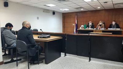 Caso Ivesur: Condenan a funcionario que confesó uso de documento falsificado - Nacionales - ABC Color