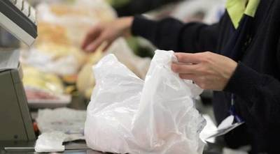 Adiós al hule: mañana entra en vigencia ley que busca regular su uso