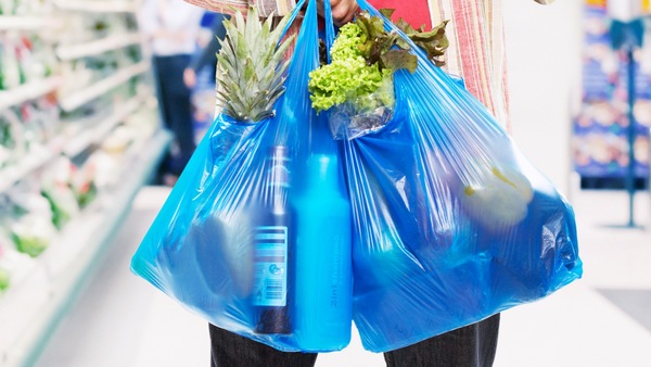 Conocé de qué va la Ley que regula el consumo de bolsas de plástico