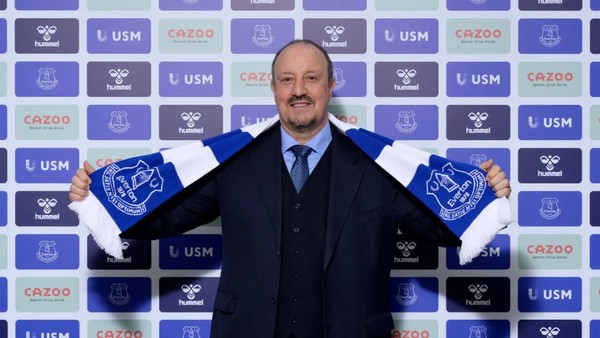 Rafa Benítez es nuevo entrenador del Everton