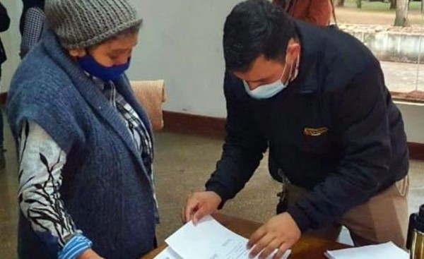 Análisis clínicos y consultas oftalmológicas gratis en la Gobernación