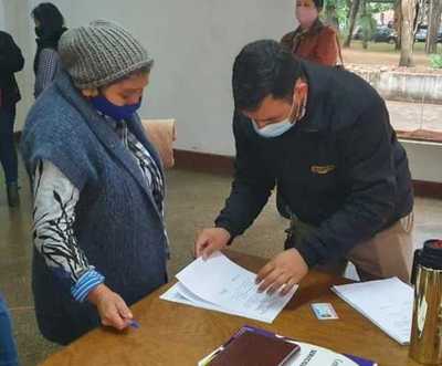 Análisis clínicos y consultas oftalmológicas gratis en la Gobernación