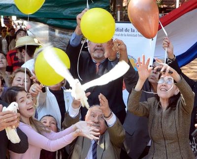 Proponen que calle de Asunción lleve el nombre del Dr. Bracho, propulsor del Día de la Amistad - Nacionales - ABC Color