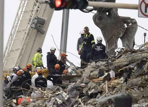 Recuperaron cuerpos de niños de 4 y 10 años y aumenta a 18 la cifra de fallecidos por el derrumbe en Miami - Mundo - ABC Color