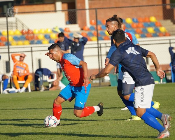 Cerro Porteño es derrotado por Sol de América en un amistoso