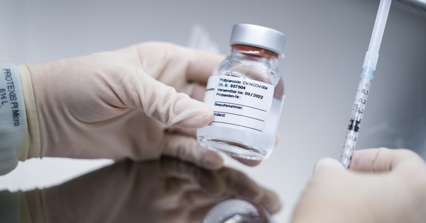 La Nación / Vacuna antiCOVID alemana CureVac tiene sólo un 48% de eficacia