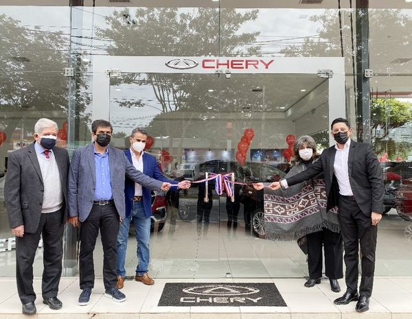 Inauguración de nuevo showroom de Chery - Empresariales - ABC Color