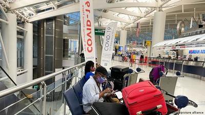 Estados Unidos descarta solicitar pruebas de vacunación a viajeros