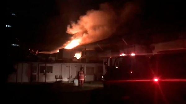 Por falta de agua se dificultó el control de un incendio en la Universidad Central de Venezuela | Ñanduti