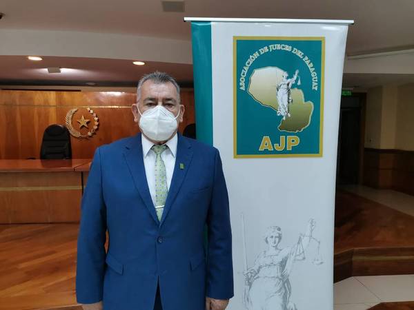 Plantean instalar un vacunatorio en la plaza de la Justicia - Megacadena — Últimas Noticias de Paraguay