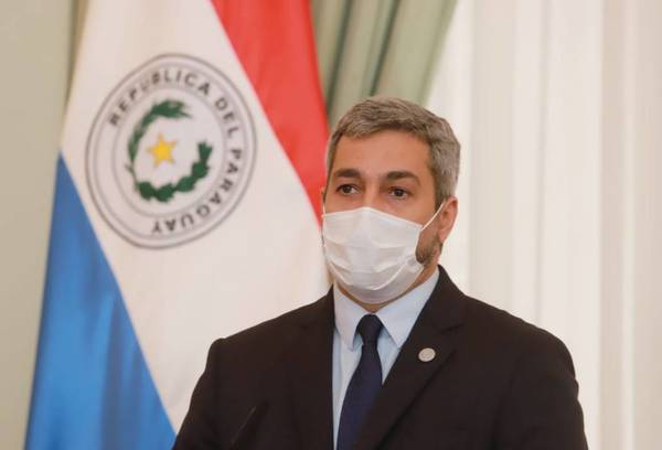 Mario Abdo inicia su discurso ante el Congreso Nacional