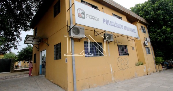 La Nación / Apartan a encargadas de vacunatorio por “desaparición” de 20 dosis de Moderna