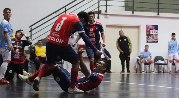 Cerro Porteño aplasta a Resistencia y cita a Sport Colonial en la final de la Liga Premiun