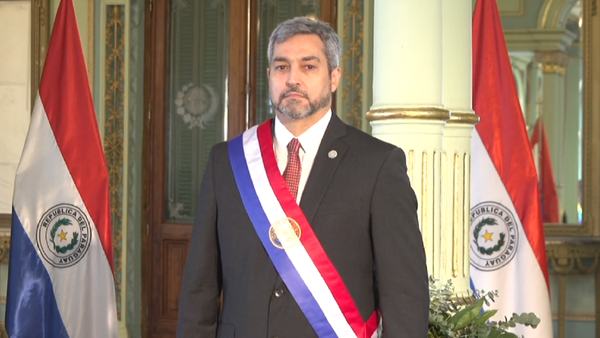 Abdo Benítez reconoce errores de su gestión y promete enmendarlos
