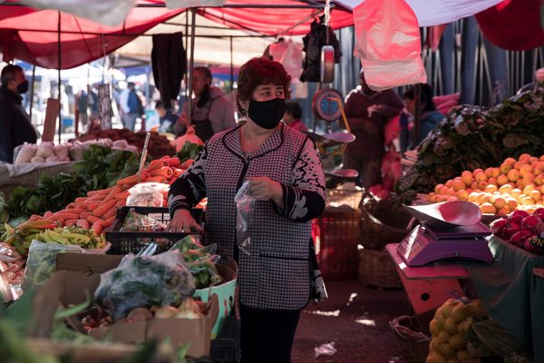 La economía chilena crece un 2,6 % en mayo y aumenta un 18,1 % interanual - MarketData