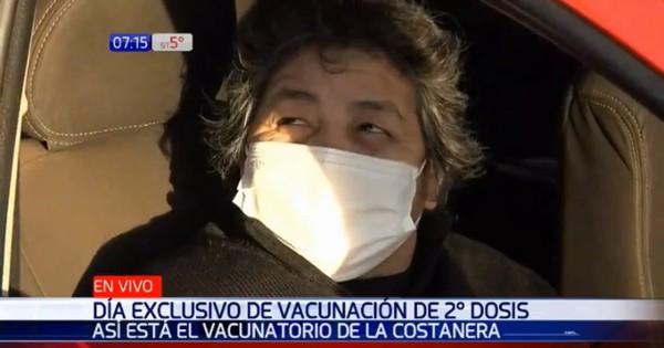 La Nación / Figuraba como fallecida: “Esperé a que me revivan y luego me pusieron la vacuna”