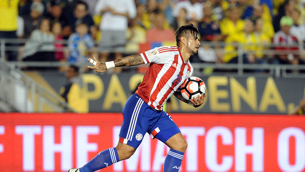 Víctor Ayala refuerza a Sol de América