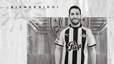 Libertad presenta a Camilo Mayada como refuerzo