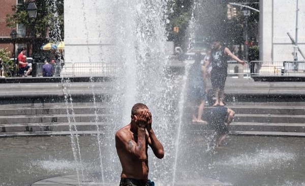 Diario HOY | Ola de calor mortal persiste en Canadá y EEUU