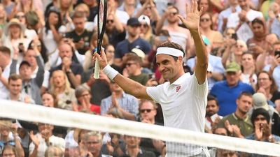 Federer eleva el nivel