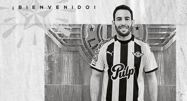 Libertad oficializa la llegada del uruguayo Camilo Mayada