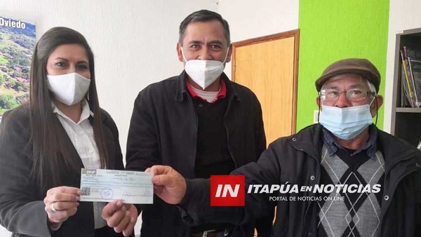 MUNICIPALIDAD DE JOSÉ LEANDRO OVIEDO APOYA A LA ASOCIACIÓN DE PRODUCTORES.