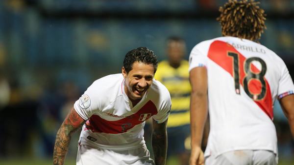 Lapadula y Carrillo encabezan la fuerza ofensiva de Perú