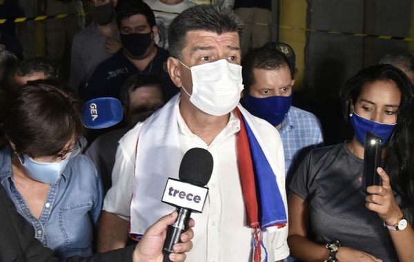 “El que más paraguayos mató se llama Mario Abdo Benítez”, dice Efraín  - Nacionales - ABC Color