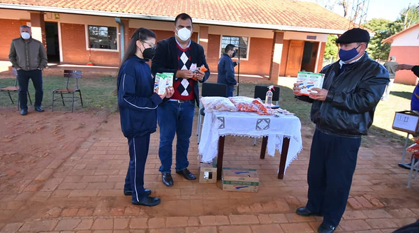 Merienda Escolar llega a estudiantes de San Juan Nepomuceno - Noticiero Paraguay