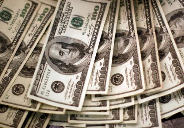 ¡Casi se muere de emoción! Por error bancario pareja recibió 50.000 millones de dólares