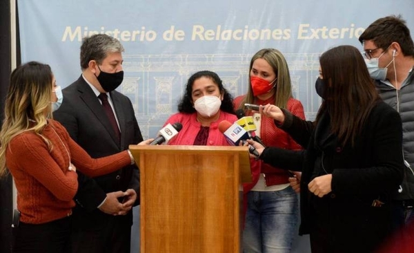 Diario HOY | Madre y prima de Lady Luna viajaran este sábado a Miami
