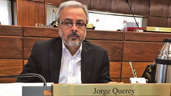 Exponen que cartismo evita impuesto a fortuna y tabaco