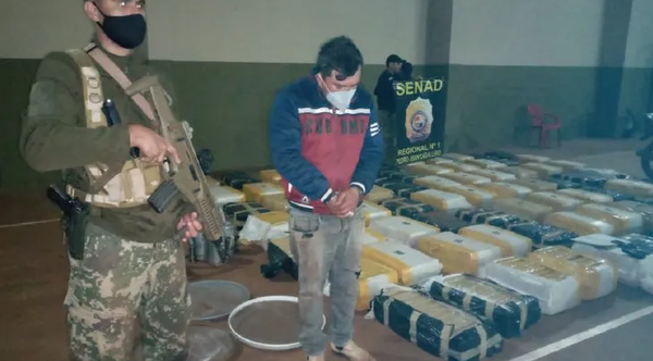 Detienen a un hombre con más de 7 toneladas de marihuana - Noticiero Paraguay