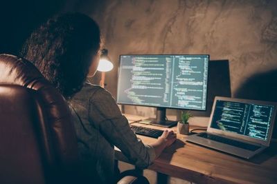 Software “espía”, otra forma de violencia (silenciosa) contra la mujer - Tecnología - ABC Color