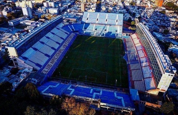 Diario HOY | El primer estadio mundialista alberga el Clásico uruguayo 92 años después
