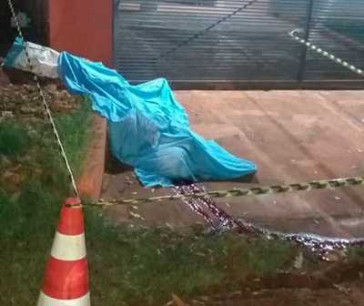 Un joven CAYO de su moto y MURIO en la zona de TAVAPY