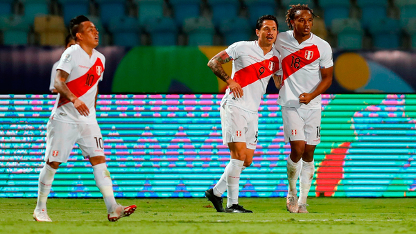 Perú llega con un cambio en la defensa