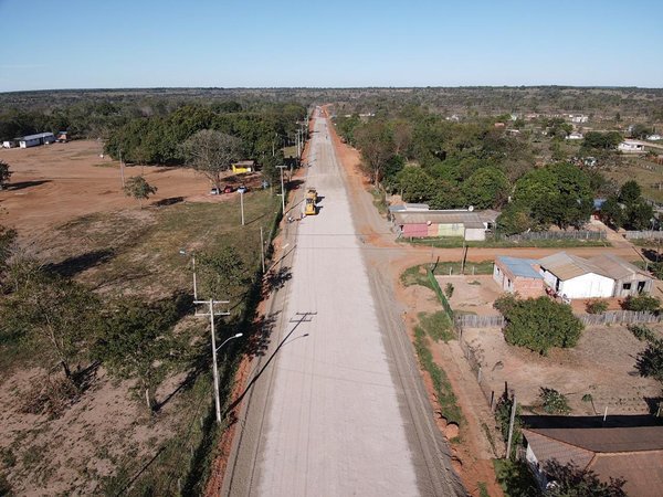 Avanza la construcción de nueva pavimentación asfáltica en Amambay | .::Agencia IP::.