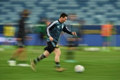 Laporta afirma que la negociación con Messi “sigue progresando” - Fútbol Internacional - ABC Color