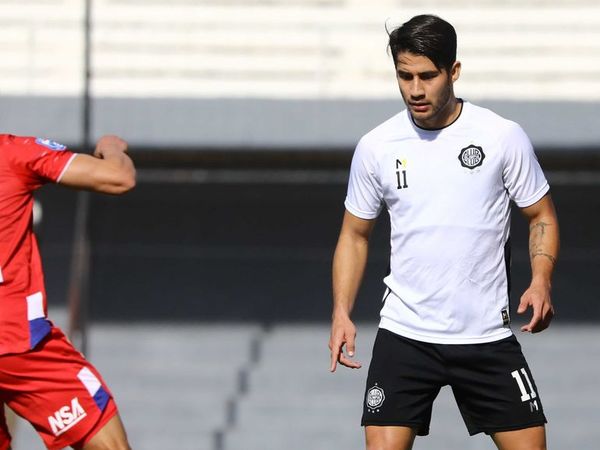 Olimpia, entre titulares y suplentes, perdió 3-2 en el primer amistoso - Olimpia - ABC Color