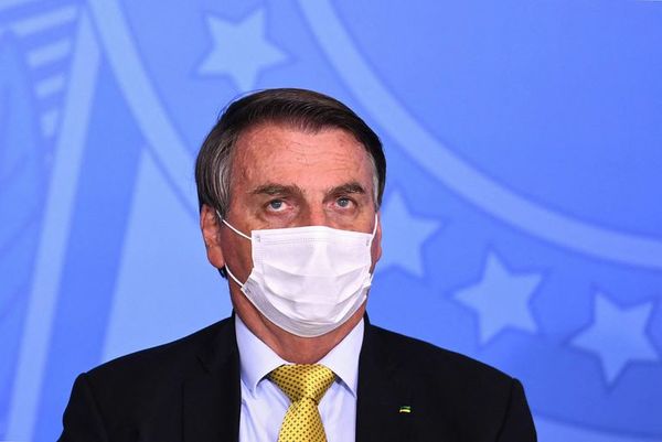 Bolsonaro dice que gobernador salió del clóset para promover su candidatura - Mundo - ABC Color